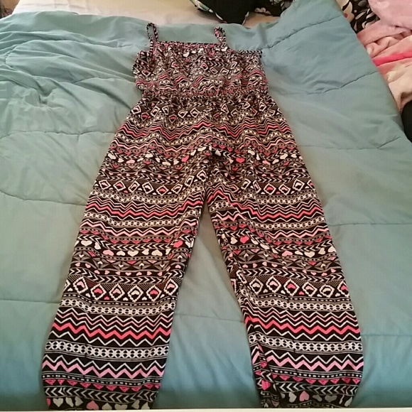 Cute jumpsuit - Picture 2 of 3